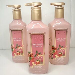 Bath & Body Works Mrs. Claus' Cocktail Cleansing Gel Hand Soap - Pink